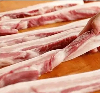 شريحة لحم طازجة / قطاعة أسلاك